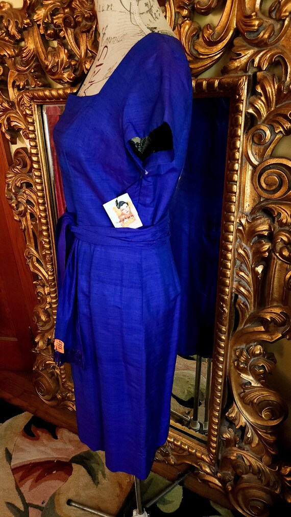 Vintage 60 s Irridescent Purple Silk Shantung Sheath Dress With