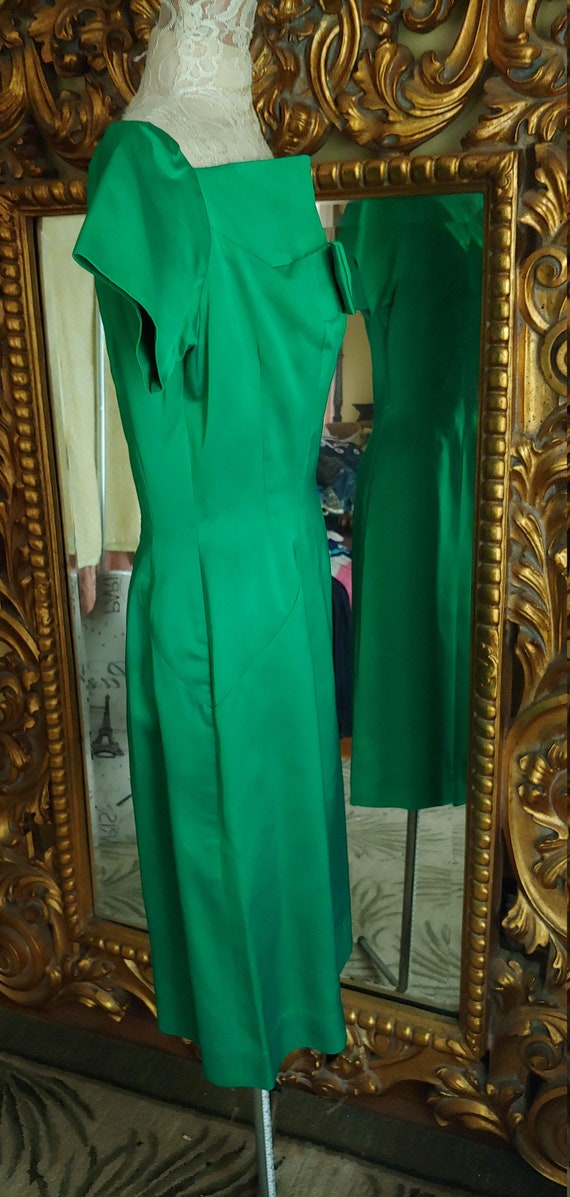 Vintage 1950's Emerald Green Satin Wiggle Dress L… - image 3
