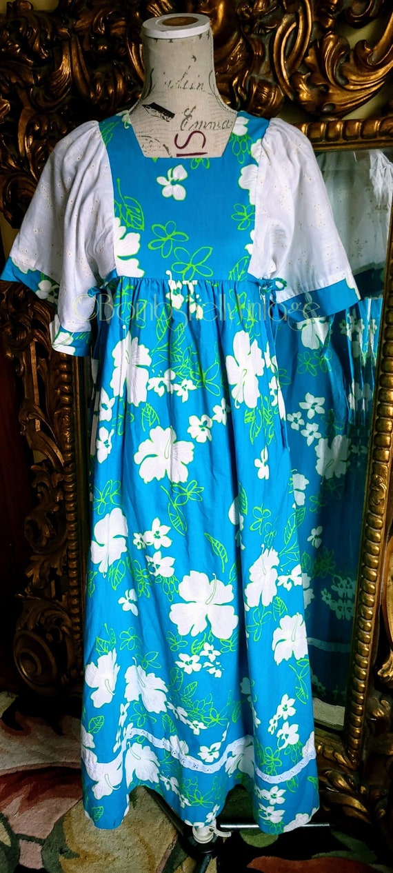 Vintage 60's Jaquelines of Hawaii Pre Teen Cottage