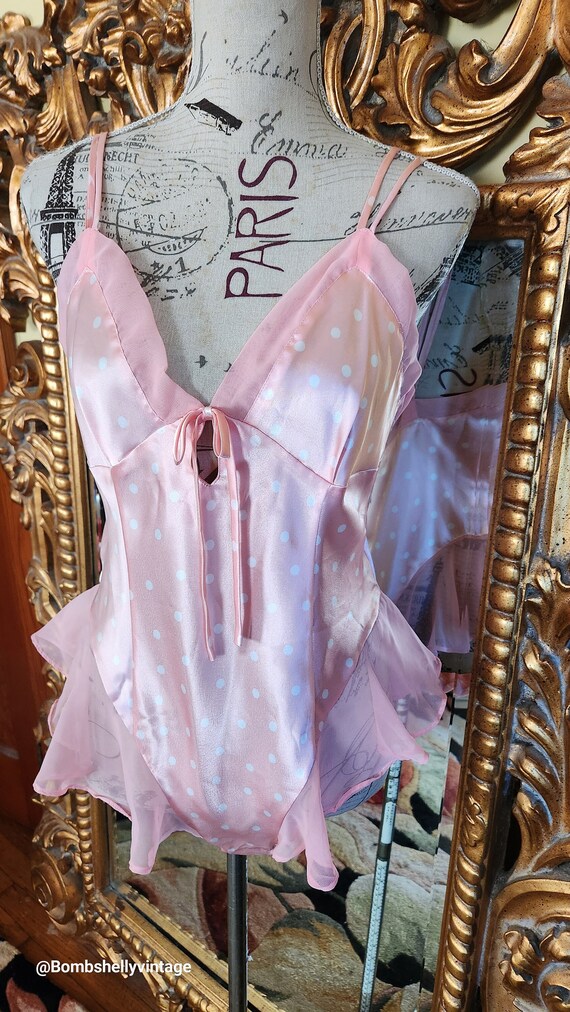Vintage 90’s Victoria’s Secret polka dot babydoll top
