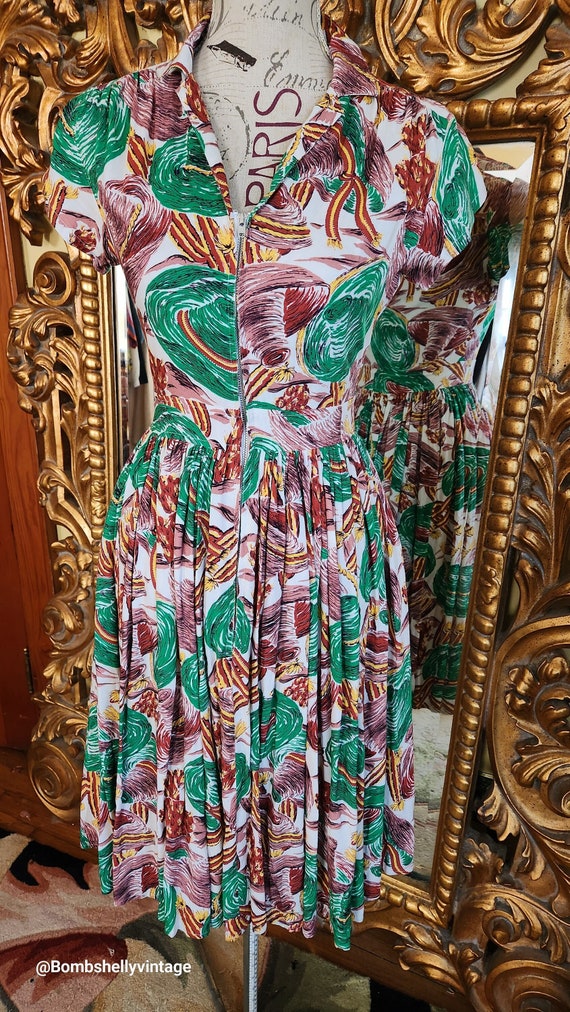 Vintage 40's Novelty Hat Print Zip Front Dress