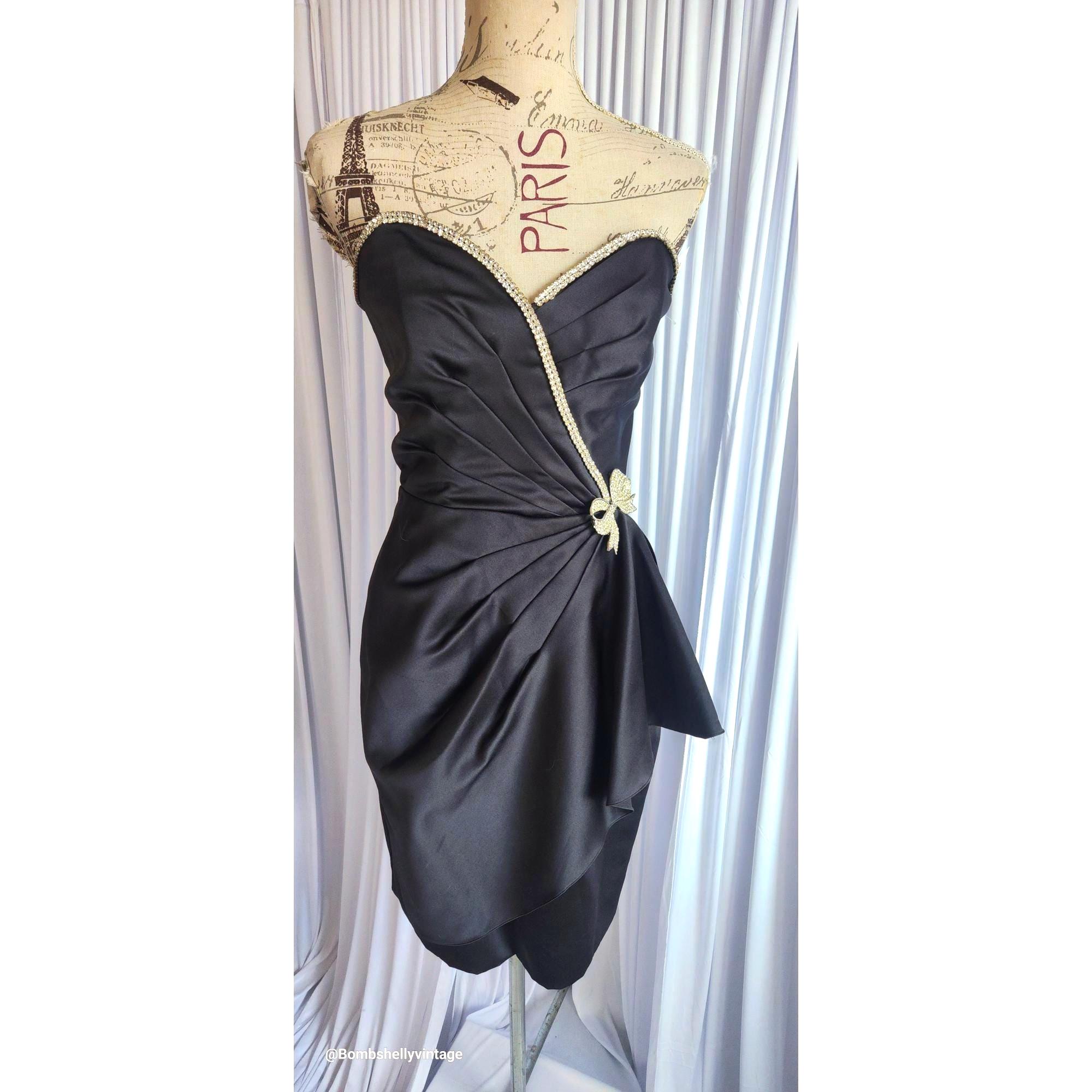 after five black dresses Boden Women's Mia V-neck Jersey Midi Dress in Black