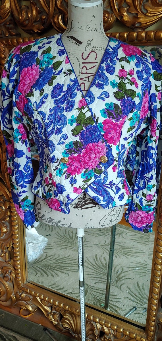 Vintage 80's Act I New York Blue and Pink Floral Q