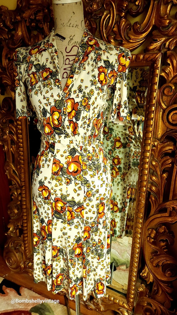 Vintage 30's Gold Floral Jersey Dress