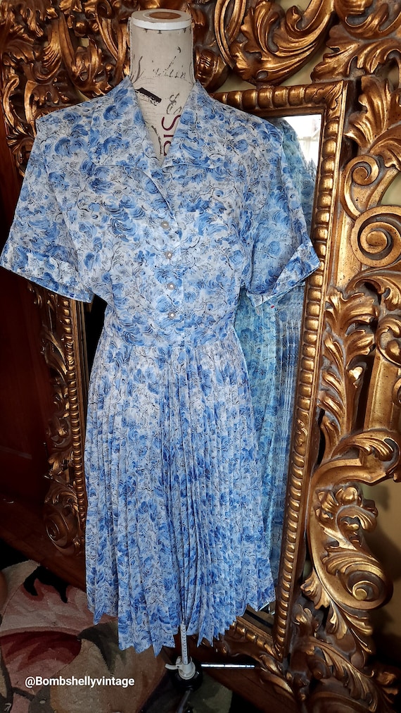 Vintage 50's Betty Hartford Blue Floral Nylon Plea