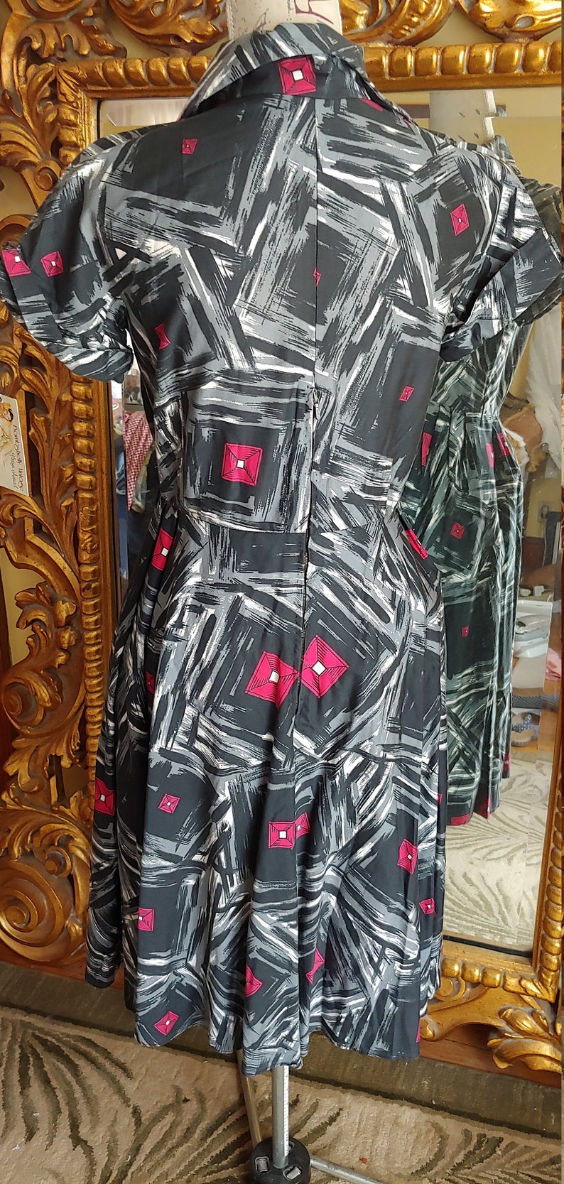 Vintage 1940's Black and Gray Abstract Print Cotton Dress image 4