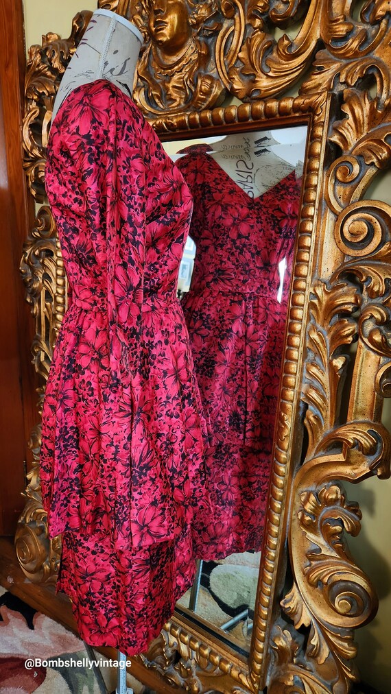 Vintage 50's Red & Black Floral Peplum Dress - image 4
