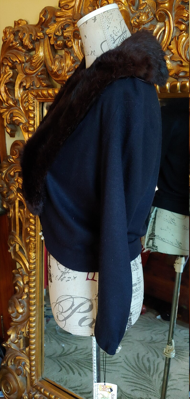 Beautiful 1950/'s Black Orlon Sweater With Rabbit Fur Collar