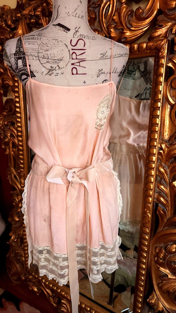 Antique 1920's Peach Cartiere Silk Crepe Chemise w