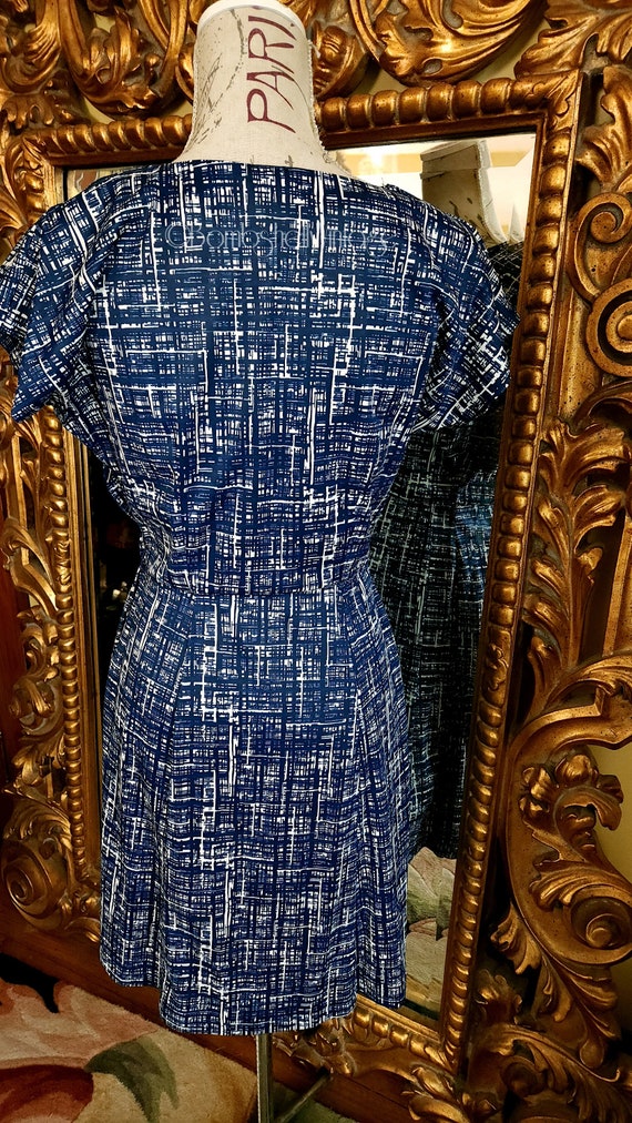 Vintage 60's Pennypacker Blue Abstract Nylon Dress - image 3