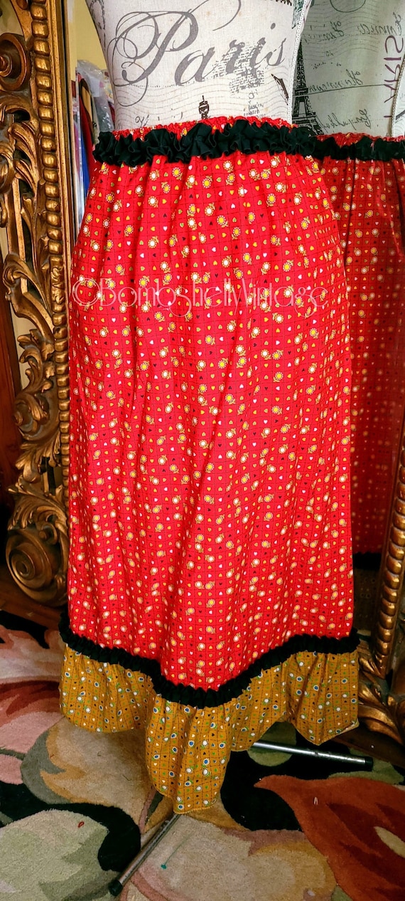 Vintage 70's Red and Gold Calico Maxi Peasant Skir