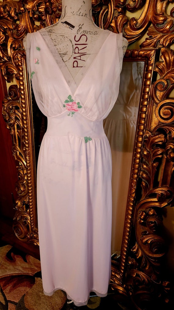 Vintage 50's Laros Pale Pink Nightgown with Floral