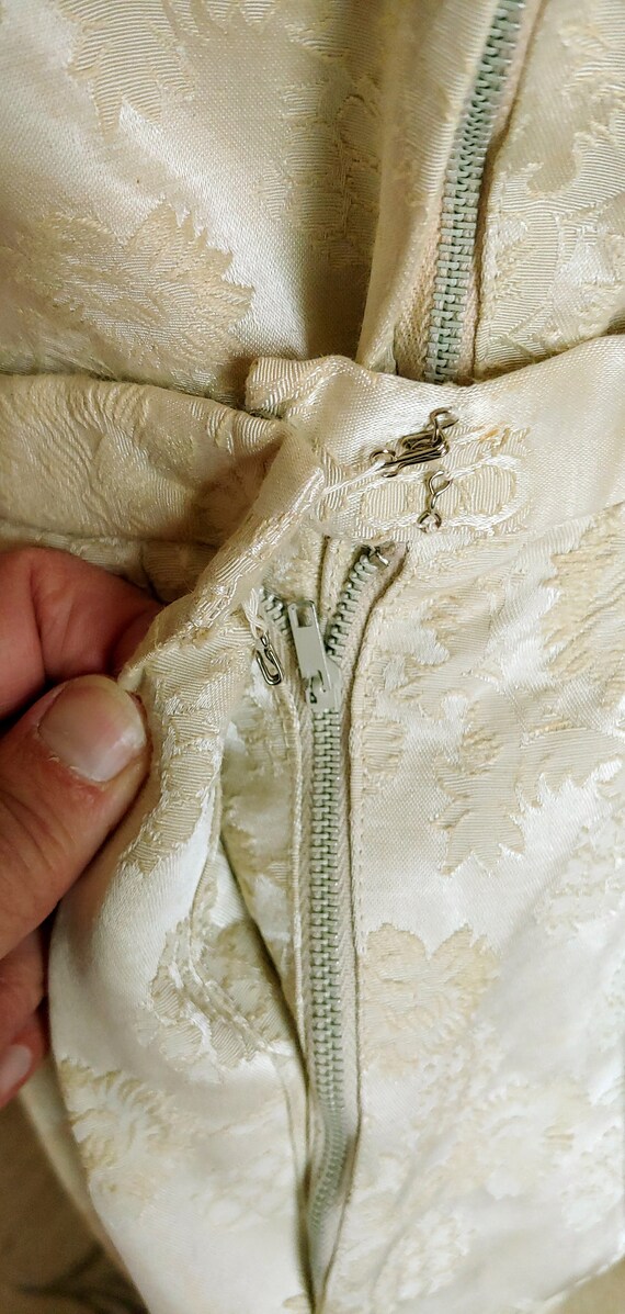 Vintage 50's Magestic Cream Silk Brocade Skirt Set - image 7