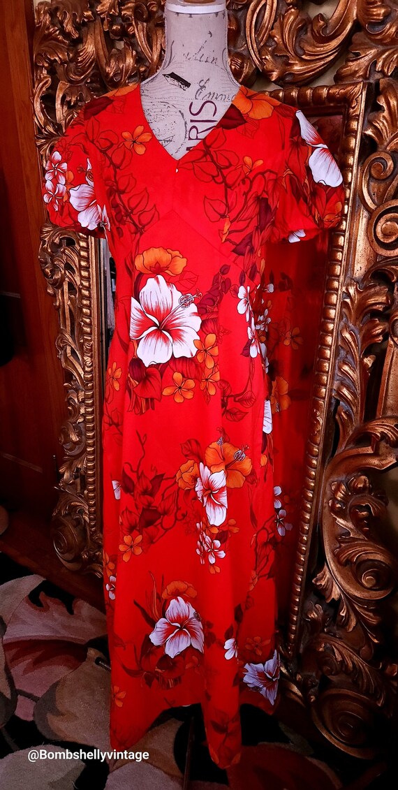 Katy's Vintage Hawaiian Dress in Red/Pink main image 0