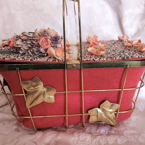Vintage 50's Jolles Original for I Magnin Co Beaded Gold Metal Cage Handbag with Pink Felt Lining and Silk Flowers