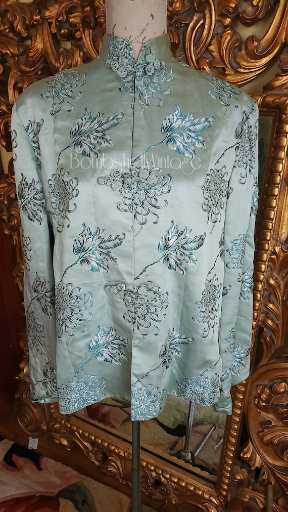 Vintage 50's Pale Blue Asian Silk Crysanthemum Swi