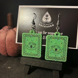 Cute Frog Glow in the Dark Glitter Earrings Stamp