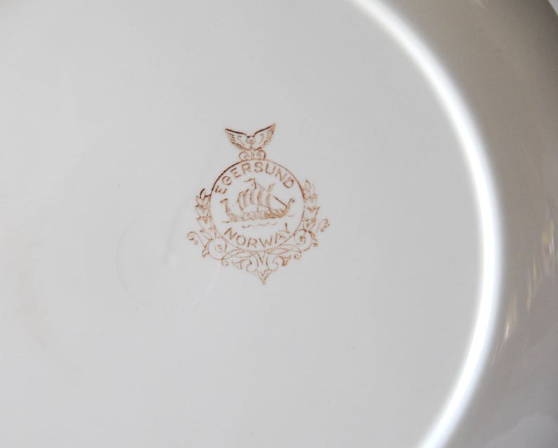 Scandinavian Retro Egersund Mid Century Modern Green Zenith Dinner Plate Modern Norwegian design