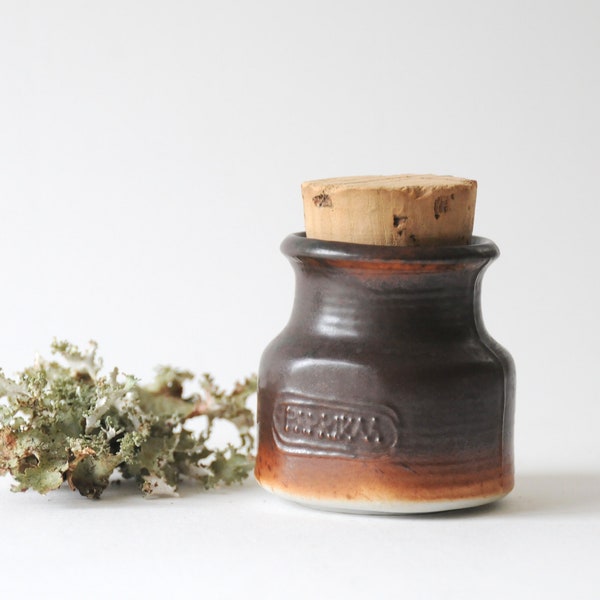 Arabia Finland Spice jar by Francesca Mascitti Lindh. Carnation. Studio pottery. Scandinavian modern Collectible