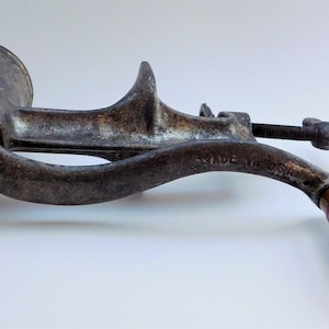 Vintage Cast Iron Manual Meat Grinder. 1940s Rustic Kitchen Decor Food Mill. Excel 101 Vintage Kitchenware.