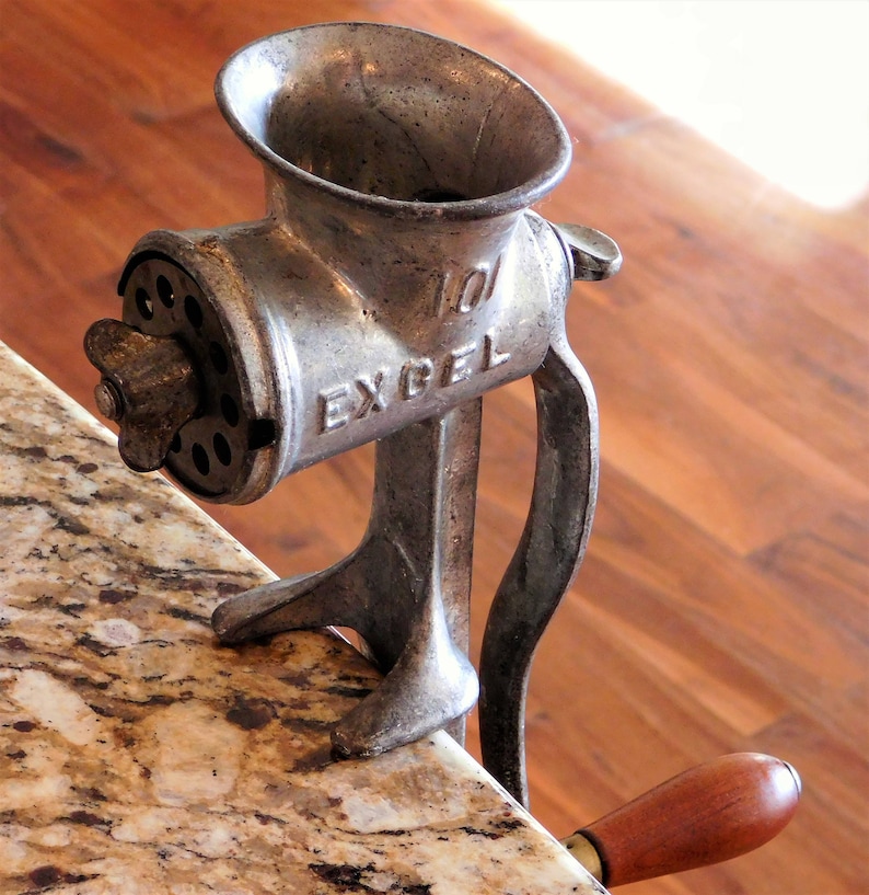Vintage Cast Iron Manual Meat Grinder. 1940s Rustic Kitchen Decor Food