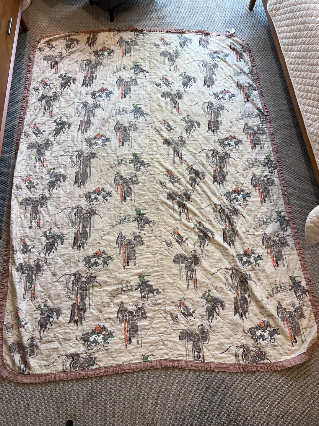 Vintage Twin Comforter, Bedspread Cowboy Western Motif, Brown & White