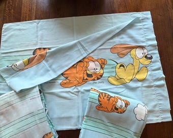 Garfield sheet set size twin, 1970s, two pillowcases