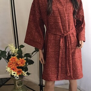 Custom kimono robe in Japanese kimono fabric, Valentine&#39;s gift. One of a Kind...