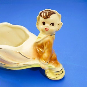 Shawnee Pottery Brownie Pixie Elf Planter Pushing Wheelbarrow Vintage