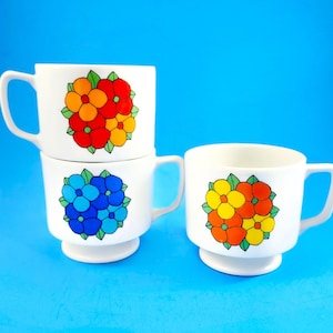 Vintage Stacking Footed Mugs Floral Flower Power, 8 Ounces, Mid Century Mod 70s
