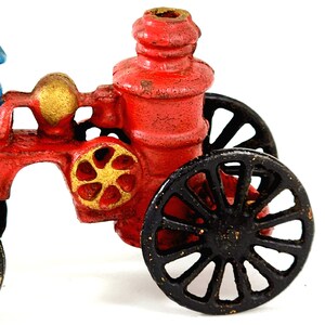 Replica Cast Iron Horse Drawn Pumper Fire Truck Toy Figurine Vintage 70s Bild 4