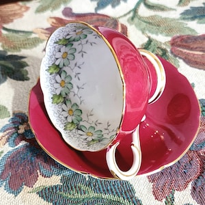 Margot Tea Cup With Saucer, Paragon Bone China, By Appointment HM The Queen & HM Queen Mary Vintage 30s to 40s