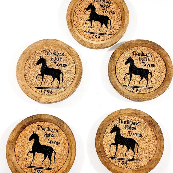 The Black Horse Tavern Coaster Set of 5 Round In Wood & Cork Price Imports Taiwan Vintage 70s 80s