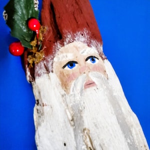 Driftwood Santa Face Hand Painted Folk Art Wall Decor Vintage 80s