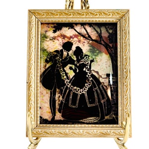 Romantic Silhouette Colonial Courting Couple With Framed Convex Glass Mid Century 60s