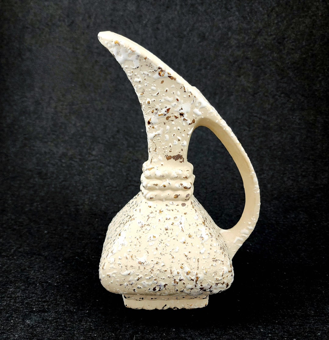 Splatter Pattern Pottery Savoy Like Splatter Glaze Pottery Pitcher Ewer Vase, Beige With Gold ...