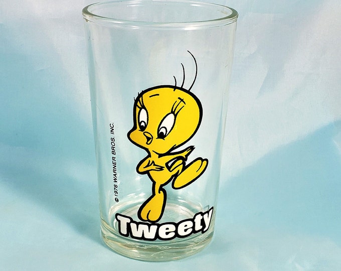 70's Tweety Bird Juice Glass 1976 Warner Bros 8 Ounce Glass, Toddler's