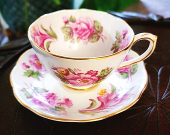 Rosyln Demitasse Expresso Cup And Saucer, 4 Ounce, In Florette Pattern Fine Bone China Made in England Vintage 40s