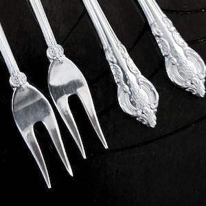Wallace Silversmiths Olive Or Cocktail Fork Silver Plate, Set of 4, Vintage 80s