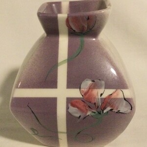 Vintage Retro Barbara Baatz Lavendar Floral Cabinet Vase
