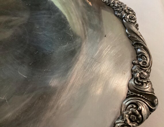Vintage 1847 Rogers Bros. Heritage Pattern Silverplate Cake