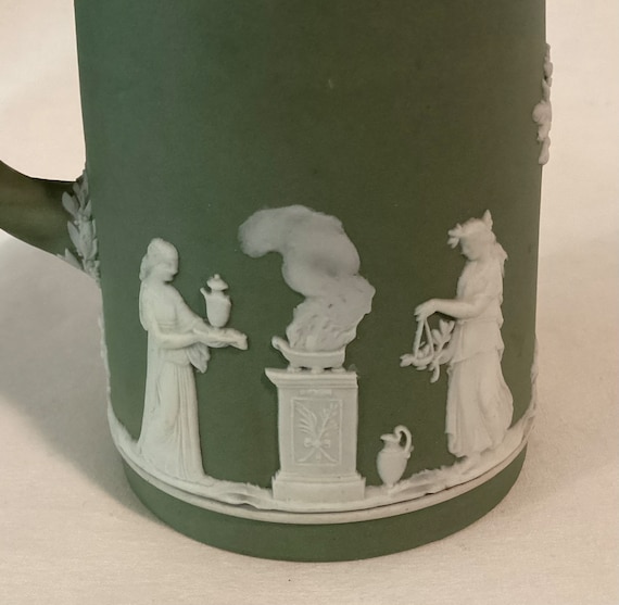 Vintage Wedgwood Green Jasperware Altar Scene 4 1/2” Ceramic