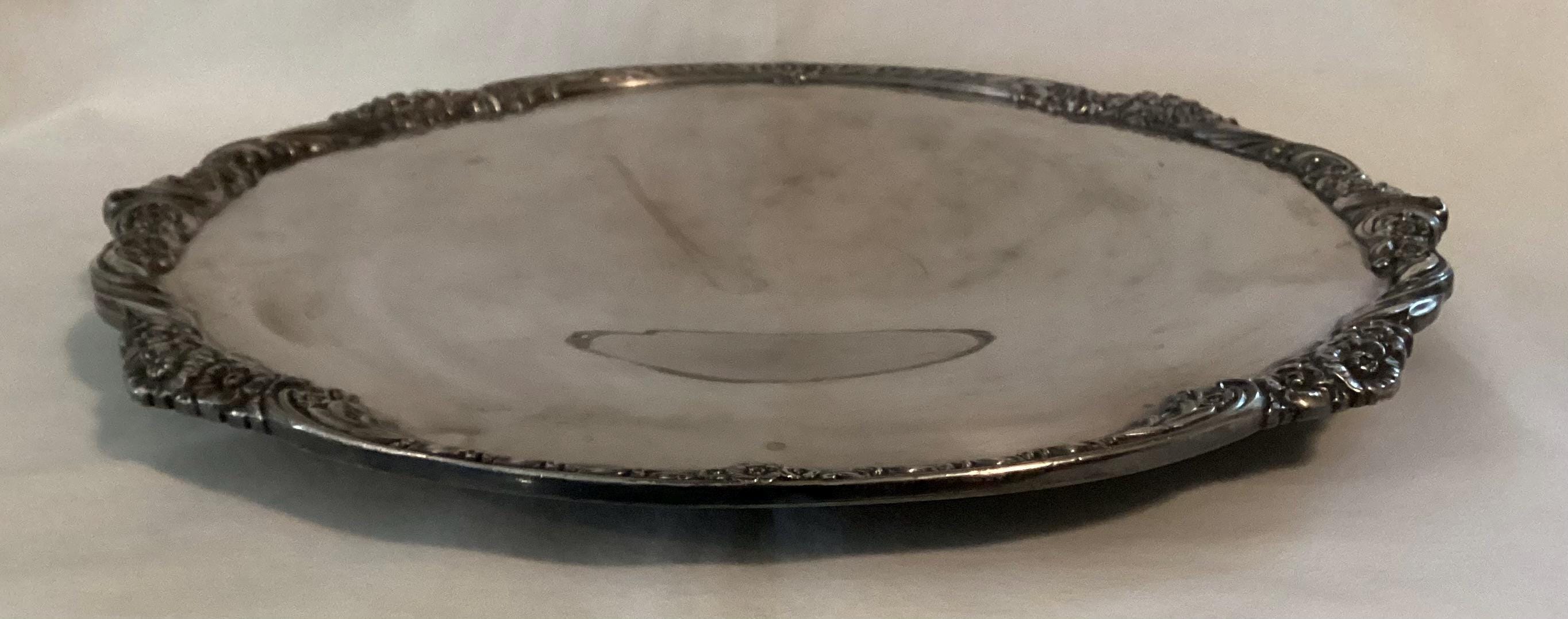 【ROGERS BROS】 ヘリテージ ディナーセット 8名用 HERITAGE 1847 Rogers Bros. heritage silverware, 87 Pieces With Wooden