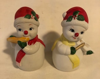 2 Vintage SSCo Ceramic Snowmen Playing Musical Instruments Figurines