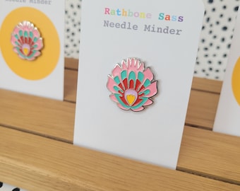 Wycinanki Magnetic Needle Minder