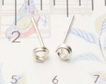 Mother Day - Tiny Studs Earrings - Tiny open circle earrings - Silver circle studs earrings