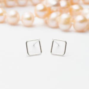 Square Studs - Geometric Earrings - Square silver stud earrings