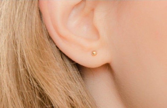 Studs online sale online