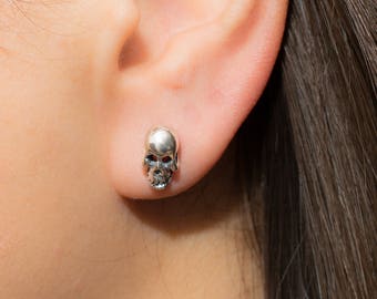 Skull Earrings Studs Sterling Silver-Day of the Dead Jewelry-Halloween Earrings-Gothic Earrings-Charm Earrings-Dia de los Muertos