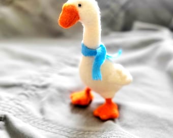 Handmade Felted Wool Goose Sculpture with Blue Scarf (9 x 14 cm)